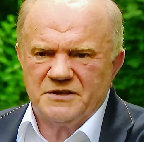 Зюганов считает, что Белоруссии срочно нужен