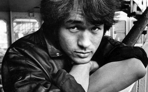 Культ Цоя вряд ли был бы возможен, не оборвись его жизнь в 28 лет