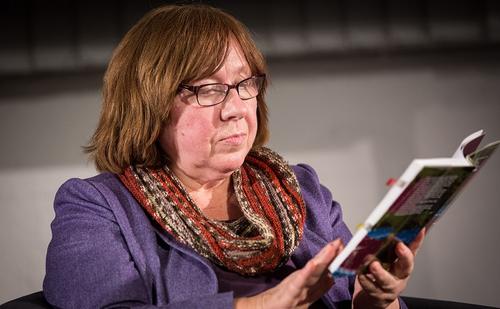 Писательница Светлана Алексиевич вызвана в СК Белоруссии
