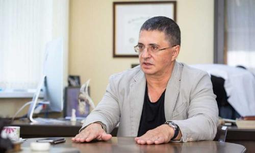 Врач Мясников призвал россиян радоваться росту числа заболеваний коронавирусом