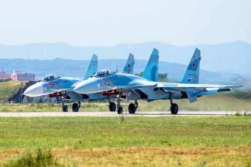 Истребители ЮВО заступили на боевое дежурство на оперативных аэродромах на Юге России 
