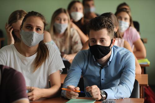 Медэксперт Караулов: Антительный иммунитет не является «ведущим» у переболевших коронавирусом