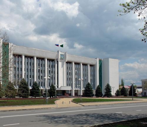 Геннадий Митрофанов утвержден на посту премьер-министра Адыгеи