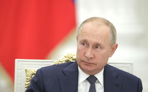 Депутат Панина оценила выдвижение Путина на Нобелевскую премию мира
