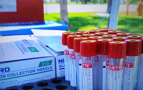 За минувшие сутки в России выявили 7523 новых случая COVID-19