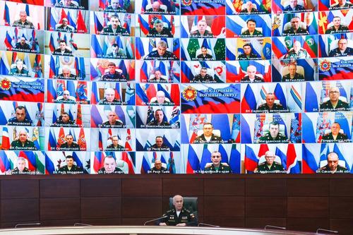 Почти 130 тыс. человек призовут в армию РФ этой осенью