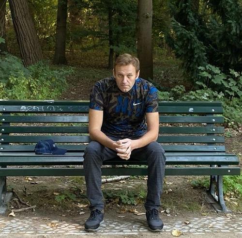 Токсиколог Сабаев: Навальный выглядит «очень хорошо» после «химической травмы»