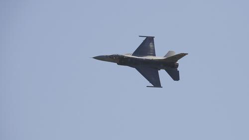 Портал Avia.pro: армия Армении сбила турецкий истребитель F-16 из комплекса С-300   