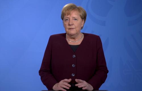 Ангела Меркель призвала граждан Германии к снижению контактов
