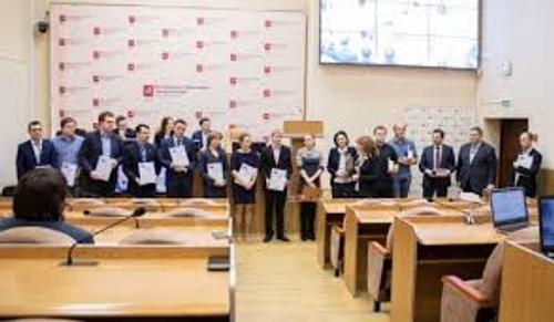 В олимпиаде «Учитель школы большого города» приняли участие более 3,5 тысяч человек