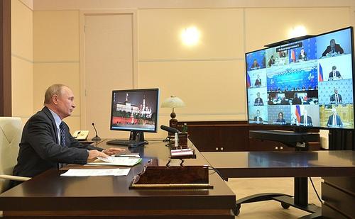 Путин: В России медики научились бороться с новой коронавирусной инфекцией COVID-19