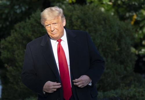 Политолог Шатров назвал абсурдным заявление Трампа о том, что Байден получил $3,5 млн от РФ