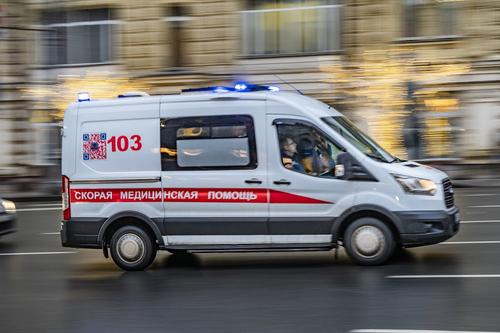 Мурашко и губернатор Омской области отреагировали на инцидент со «скорыми» у регионального Минздрава