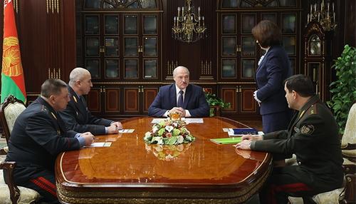 Александр Лукашенко уволил министра внутренних дел Белоруссии Юрия Караева