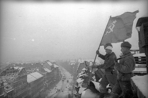 В этот день в 1944 году началась Будапештская наступательная операция