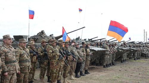 Москва подтвердила, что окажет помощь своему союзнику Армении