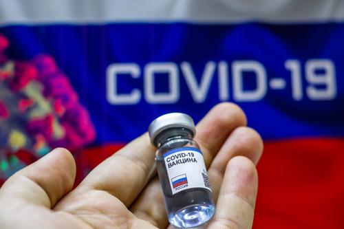 Вакцина «Спутник V» показала эффективность выше 90%