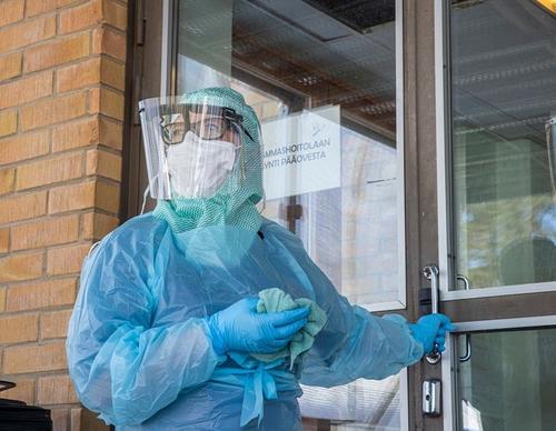 В столичном регионе Финляндии вводятся новые ограничения из-за COVID-19