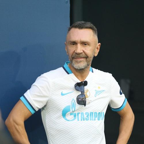 «Ленинград» пока стоит на паузе. Шнуров идёт в политику