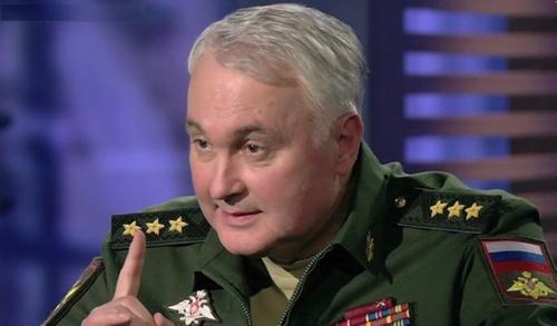 Постоянная выставка Студии военных художников имени Грекова открылась в парке «Патриот»