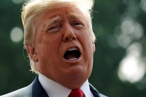 Без вины виноватый: от Трампа отворачиваются практически все, но за что?