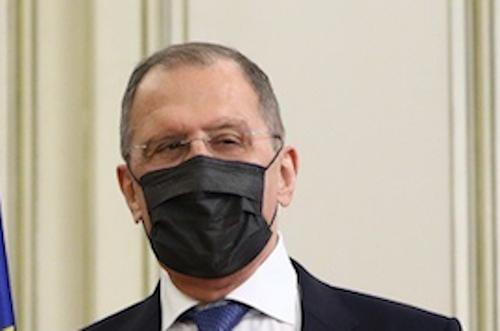 Лавров сообщил, что в легкой форме перенес COVID-19