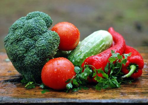 Врач Тим Лебенс назвал продукты питания для долголетия