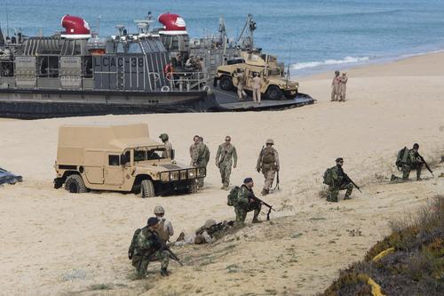Америка готовит морпехов к войне с Китаем за острова в Тихоокеанском регионе