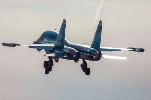 AviaNews: предположительно российский истребитель побеспокоил самолеты НАТО во время полета в районе Средиземного моря        