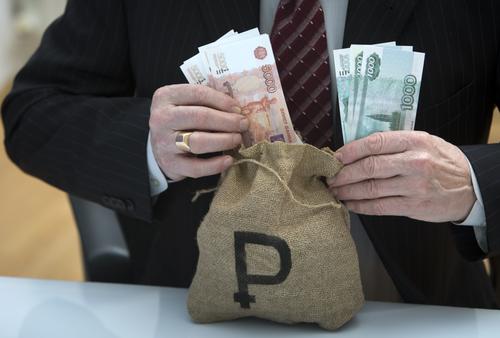 Роспотребнадзор сообщил о штрафах россиян на 11 млн руб, вернувшихся из-за границы и не предоставивших тесты на COVID-19