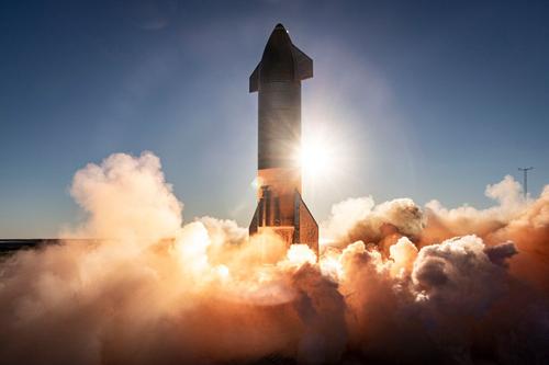 Прототип корабля Илона Маска Starship взорвался после успешной посадки