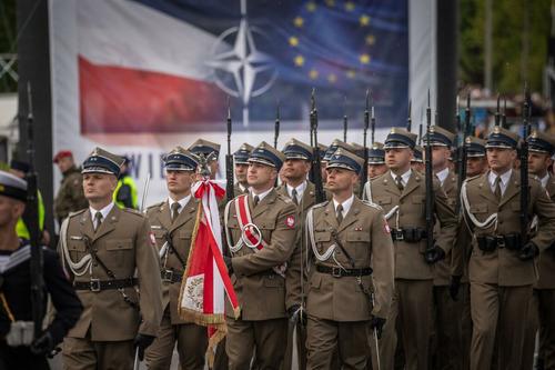 Польский военный эксперт, доктор наук, подполковник Марек Грыга предложил свою стратегию сдерживания «агрессии» России