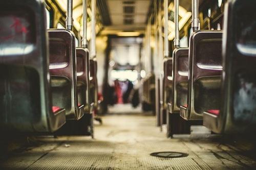 Госдума ввела штрафы до 30 тысяч рублей за высадку из транспорта детей-безбилетников