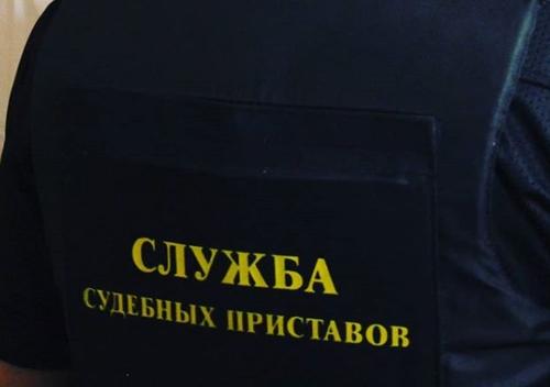 Судебные приставы приступили к выселению жителей Среднеуральского монастыря
