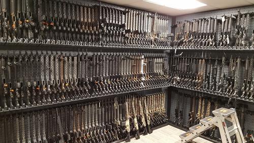 Чехия наращивает поставки Украине вооружений и боеприпасов?