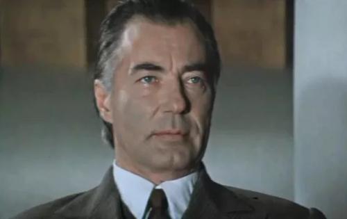 Харий Лиепиньш - солдат вермахта, получивший звание народного артиста СССР?