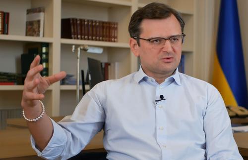 МИД Украины из кожи вон лезет, чтобы пробраться на ближайший саммит НАТО