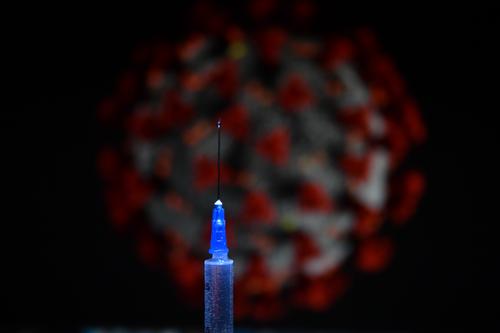 Мясников назвал условия для обязательной вакцинации от коронавируса в России