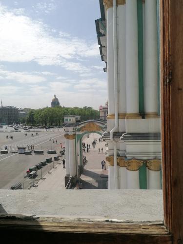 В Санкт-Петербурге ужесточили ограничения из-за коронавируса