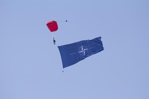 Cтраны-члены НАТО на саммите в Брюсселе договорились увеличивать военные расходы