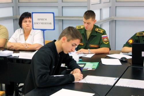 Этим летом абитуриенты поступят в военные ВУЗы, не покидая мест своего проживания