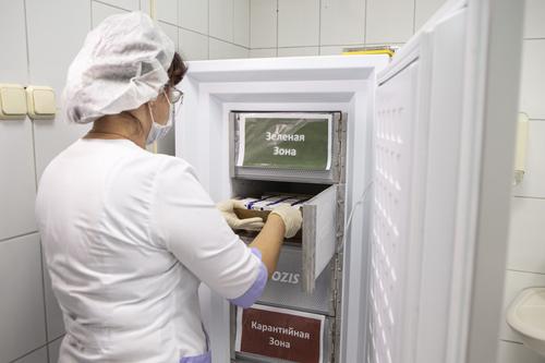 Главный внештатный терапевт РФ Драпкина объяснила, как получить справку о противопоказаниях к вакцинации