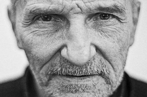 У Мамонова было необыкновенно развито чувство идеального, и он страдал от того, что оскверняет идеальный образ самого себя