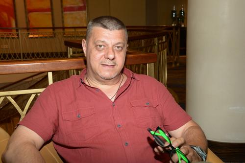 На 60-м году жизни из-за болезни умер сооснователь «Ласкового мая» Алексей Мускатин