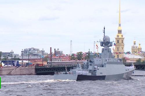 В Санкт-Петербурге и Кронштадте состоялся пятый Главный Военно-Морской Парад