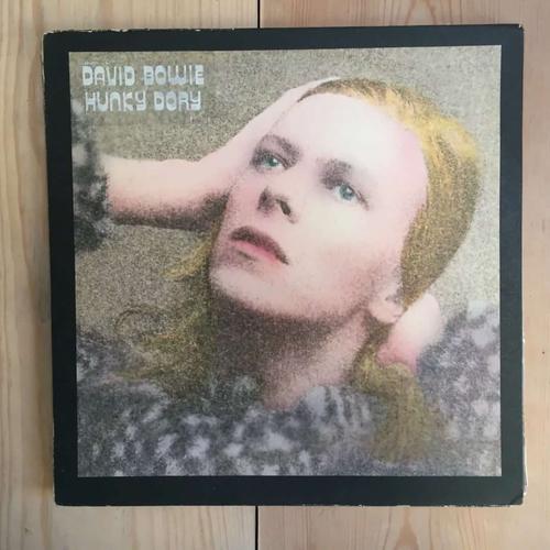 «Hunky Dory»: 50 лет переломному альбому Дэвида Боуи