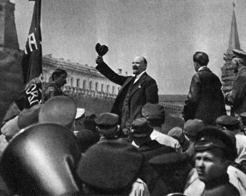 Топонимика прославляет прошлое, если в настоящем гордиться нечем