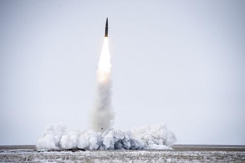 Издание Newsmax: «неожиданный ядерный залп России над Арктикой был бы смертельным» для США