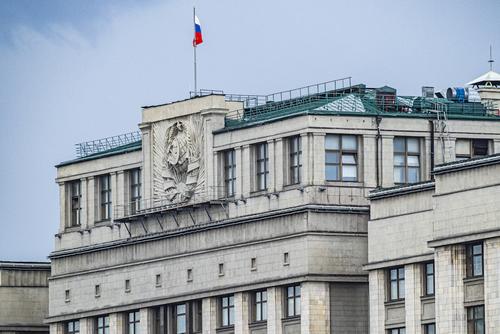 В Госдуму по итогам выборов проходят представители восьми партий
