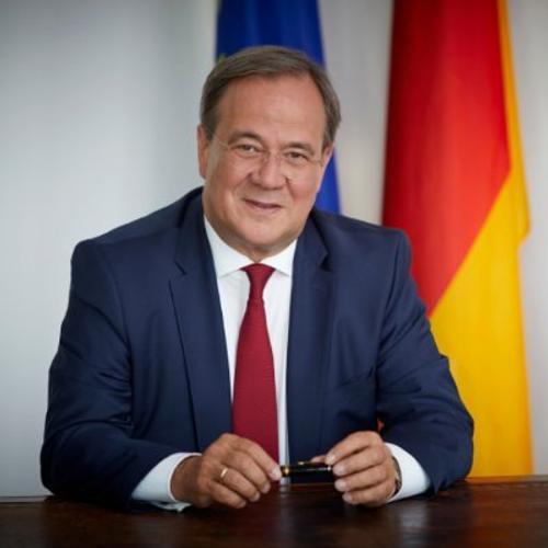 Кандидат в канцлеры Германии от партии Меркель Армин Лашет пообещал поддержать «Северный поток — 2»